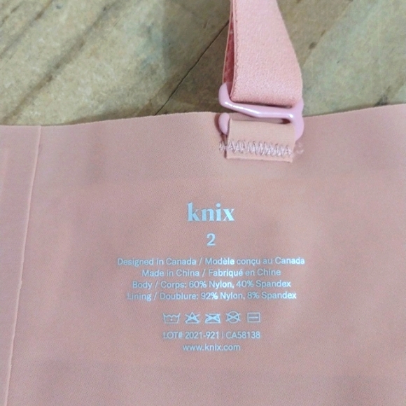 Knix Pink Wireless Non Padded V-neck Bra Size 2 or 36A - Picture 6 of 8